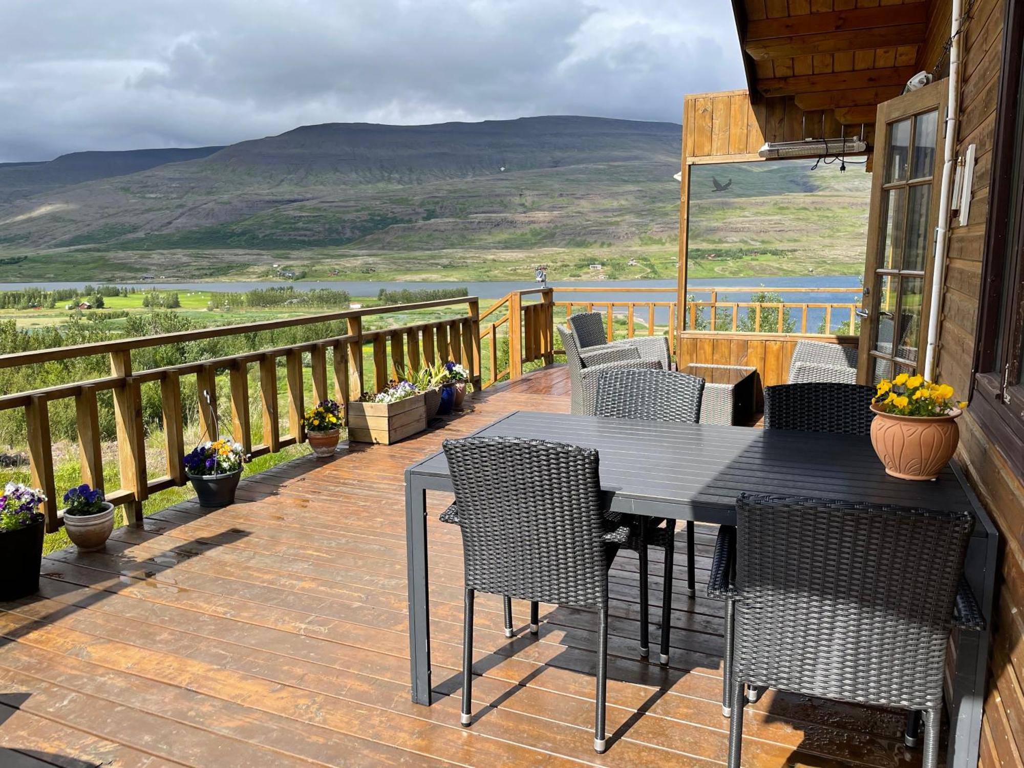 Icelandic Lake House อากราเนส ภายนอก รูปภาพ