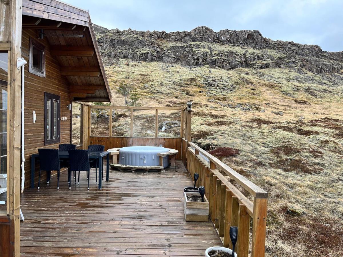 Icelandic Lake House อากราเนส ภายนอก รูปภาพ