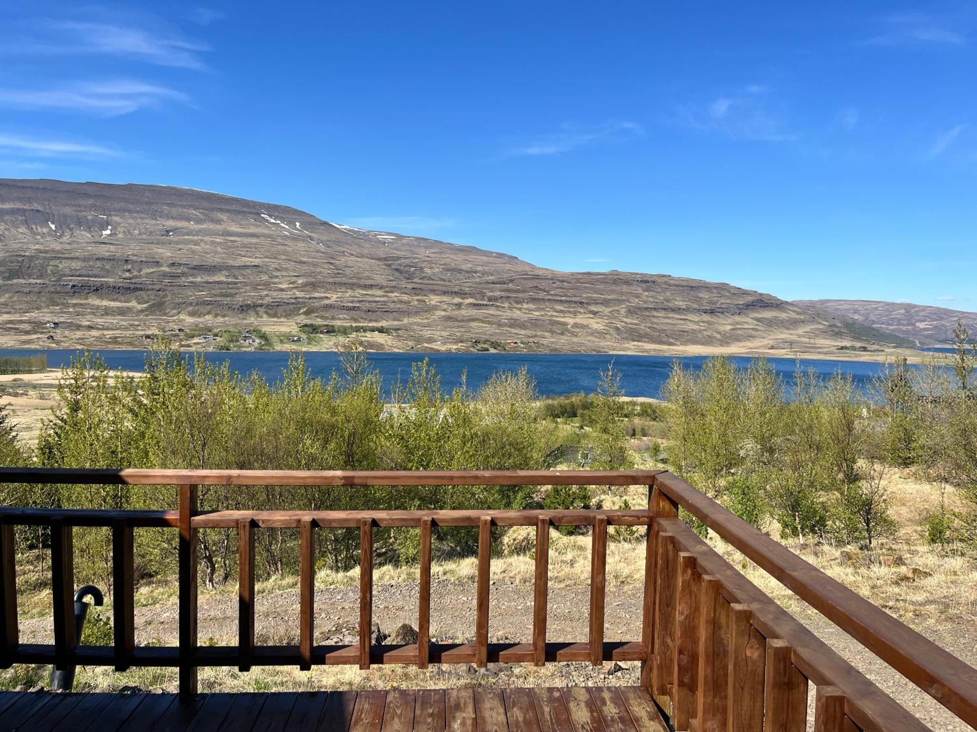 Icelandic Lake House อากราเนส ภายนอก รูปภาพ